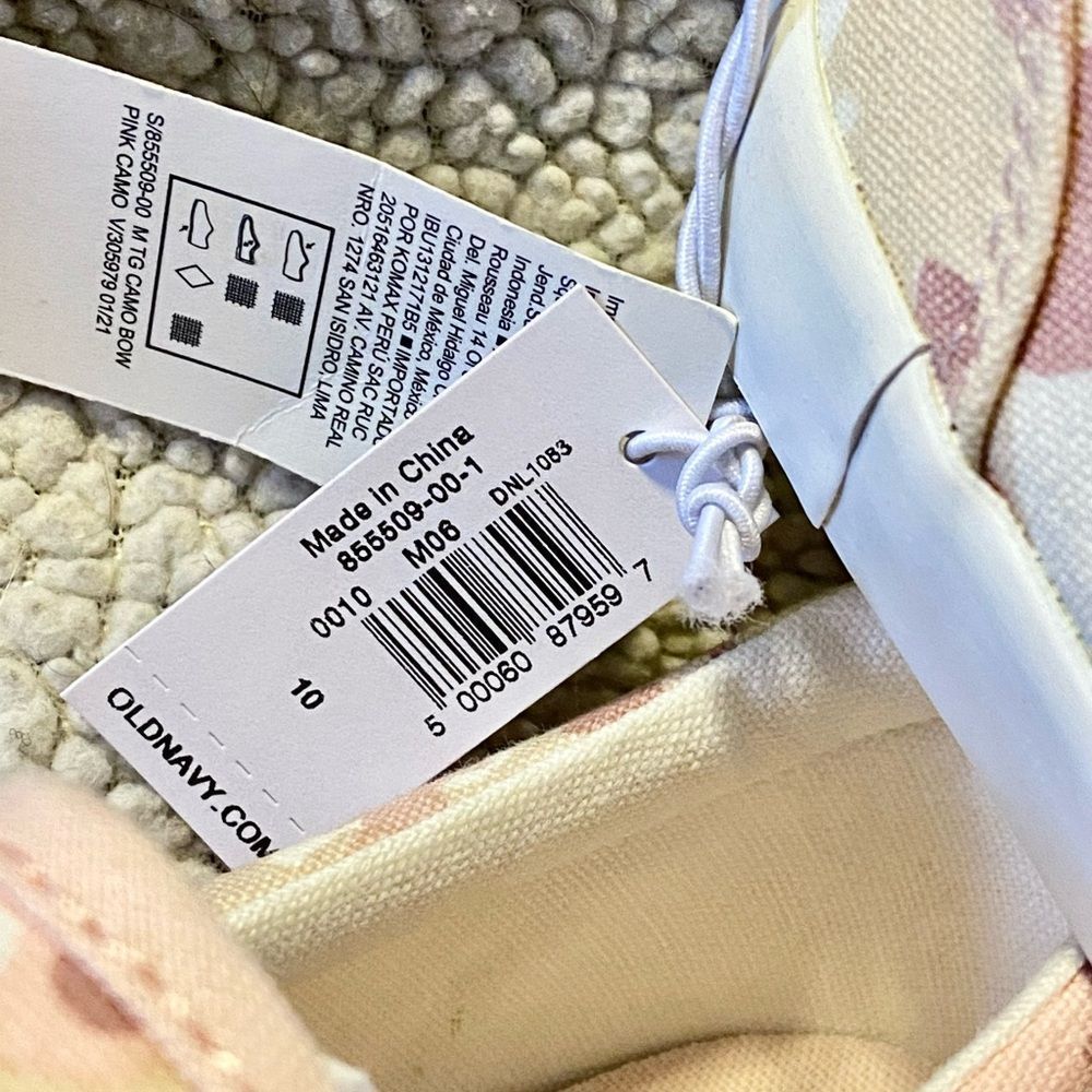 Slip-on shoe - Picture 2 of 6